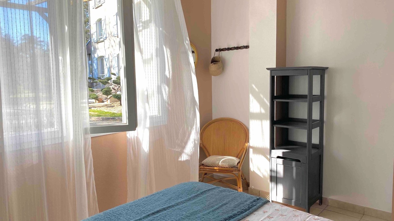 Photo of Bedroom in Saint-Georges-sur-Cher