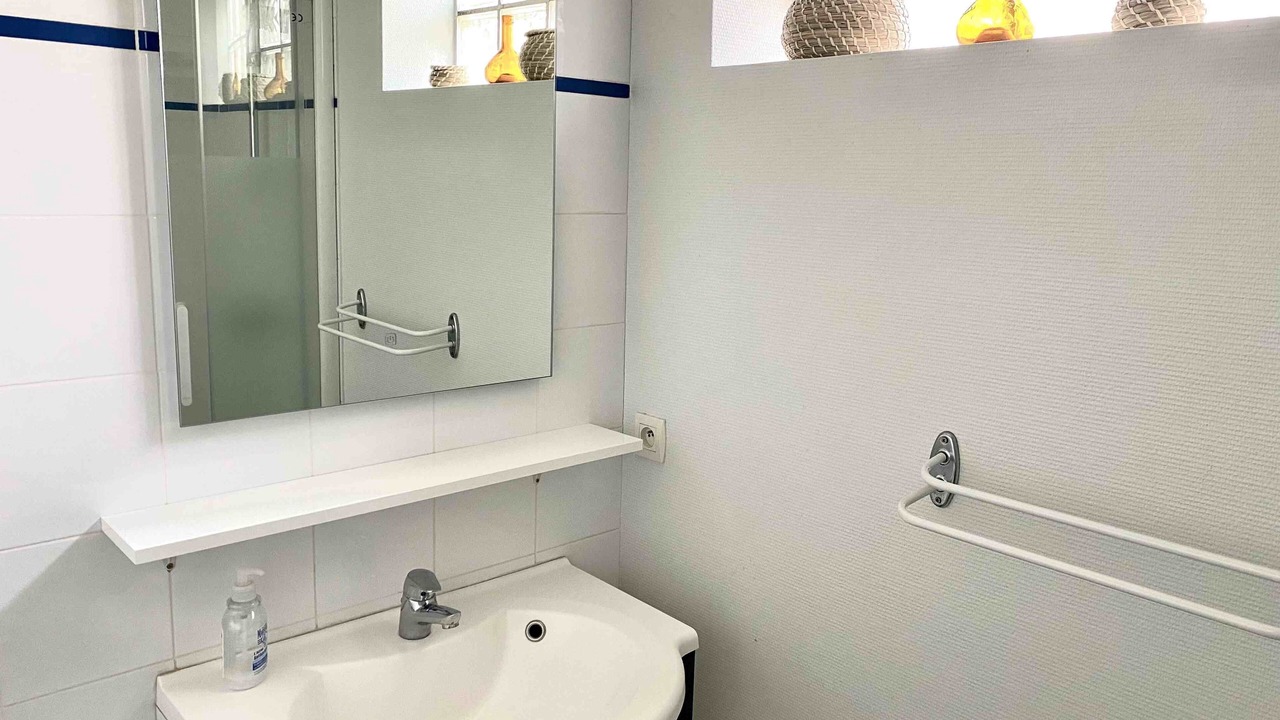 Photo of Bathroom in Saint-Georges-sur-Cher