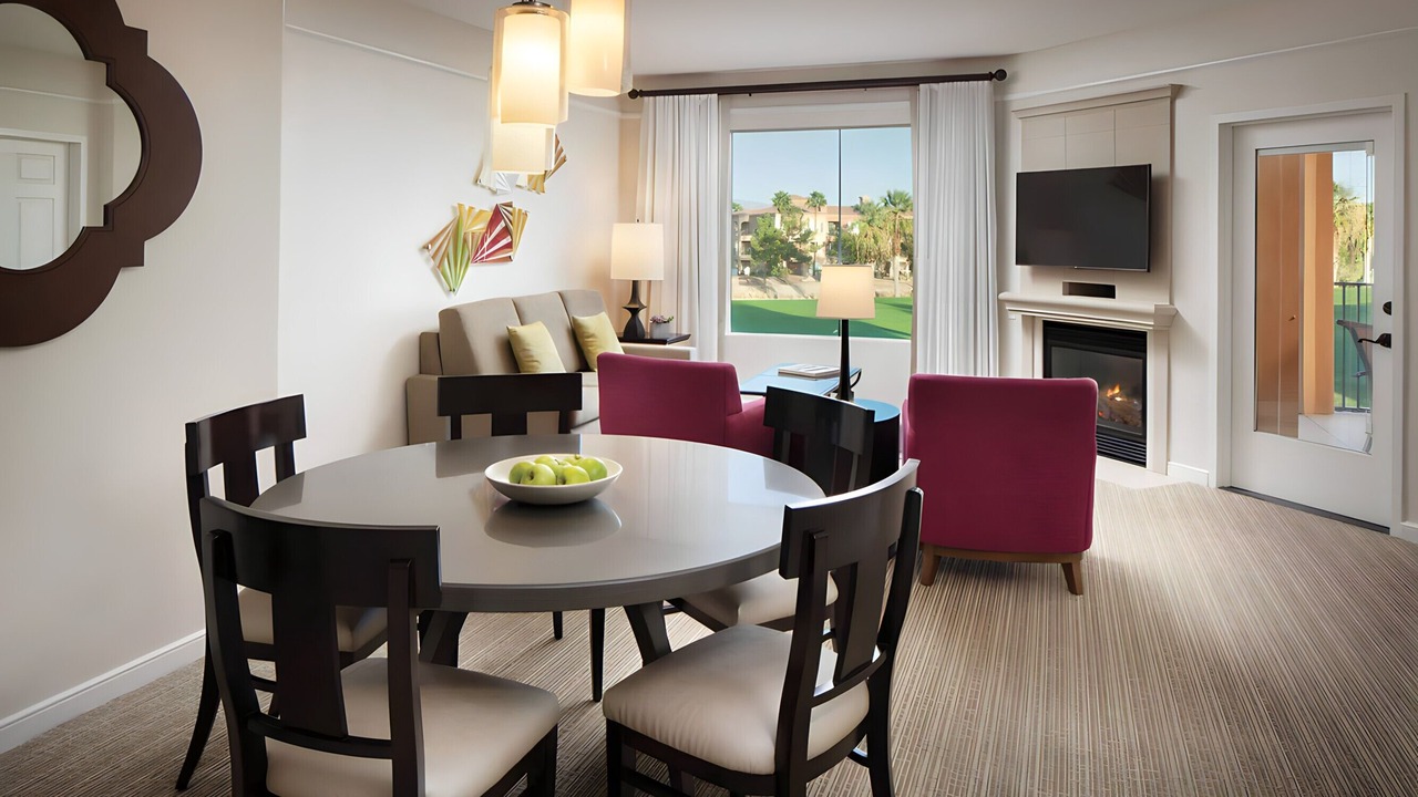 Photo of Livingroom in Palm Desert