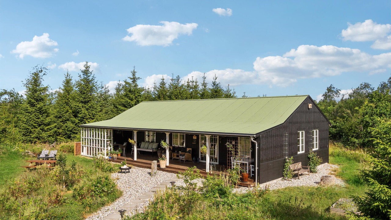 Photo of Others in Vemb