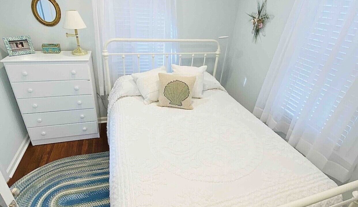 Photo of Bedroom in Cutchogue
