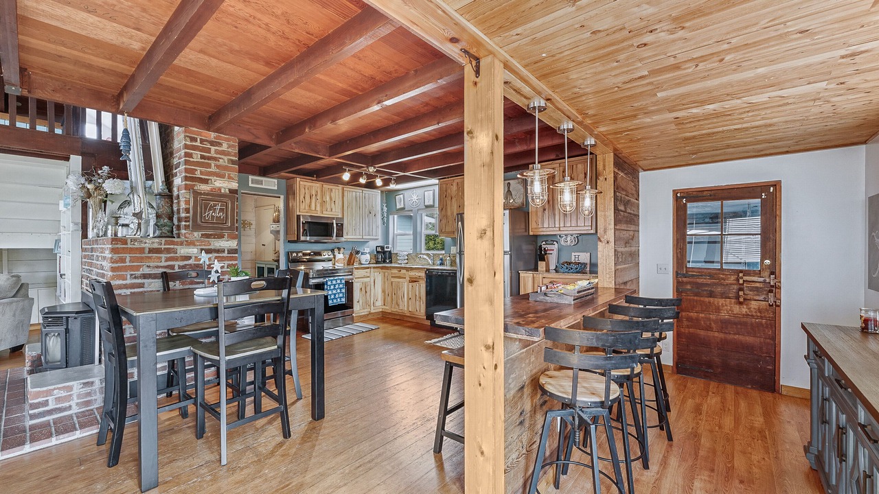 Photo of Kitchen in Harbor