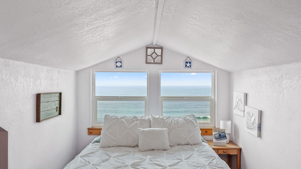 Photo of Bedroom in Harbor