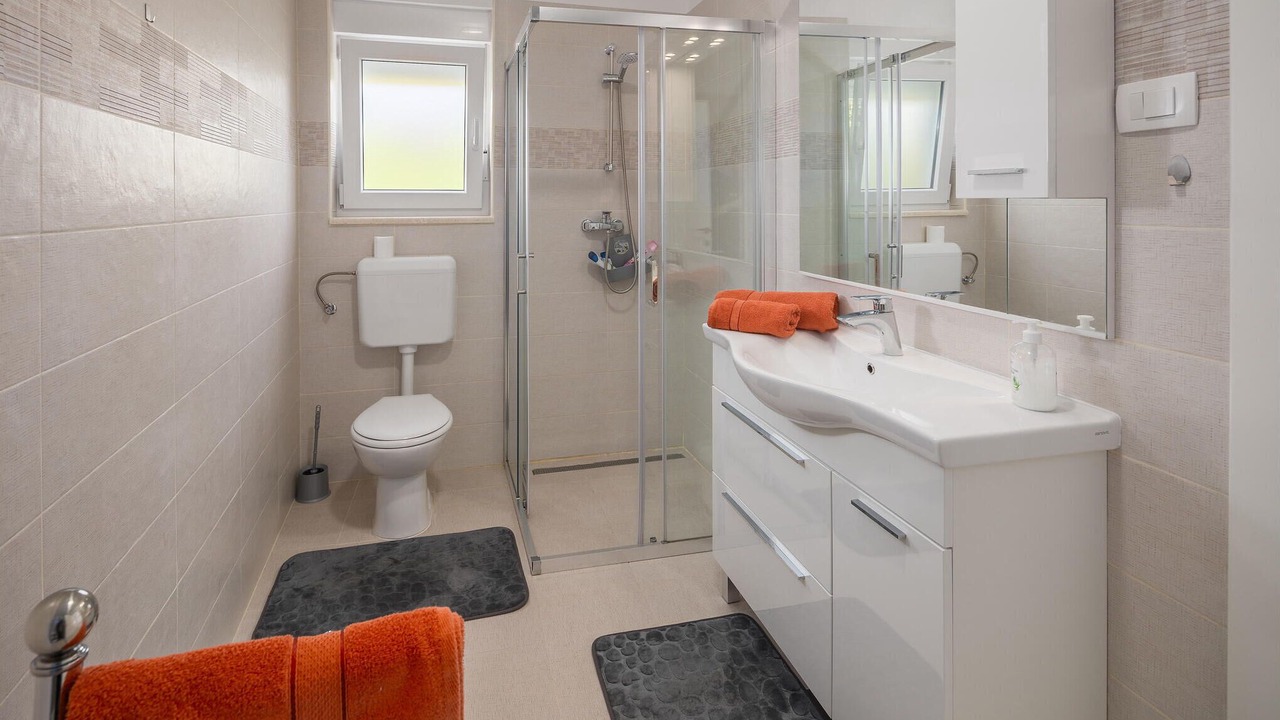 Photo of Bathroom in Orihi