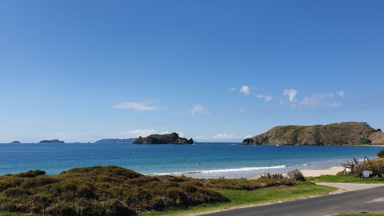 Photo of Others in Opito Bay