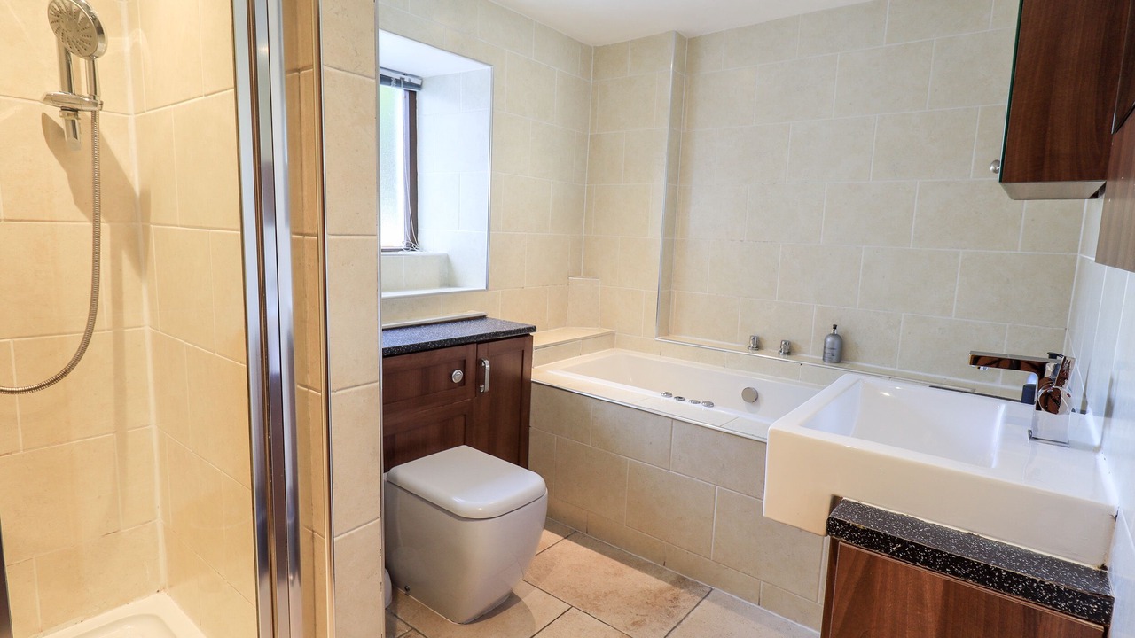 Photo of Bathroom in Troutbeck Bridge