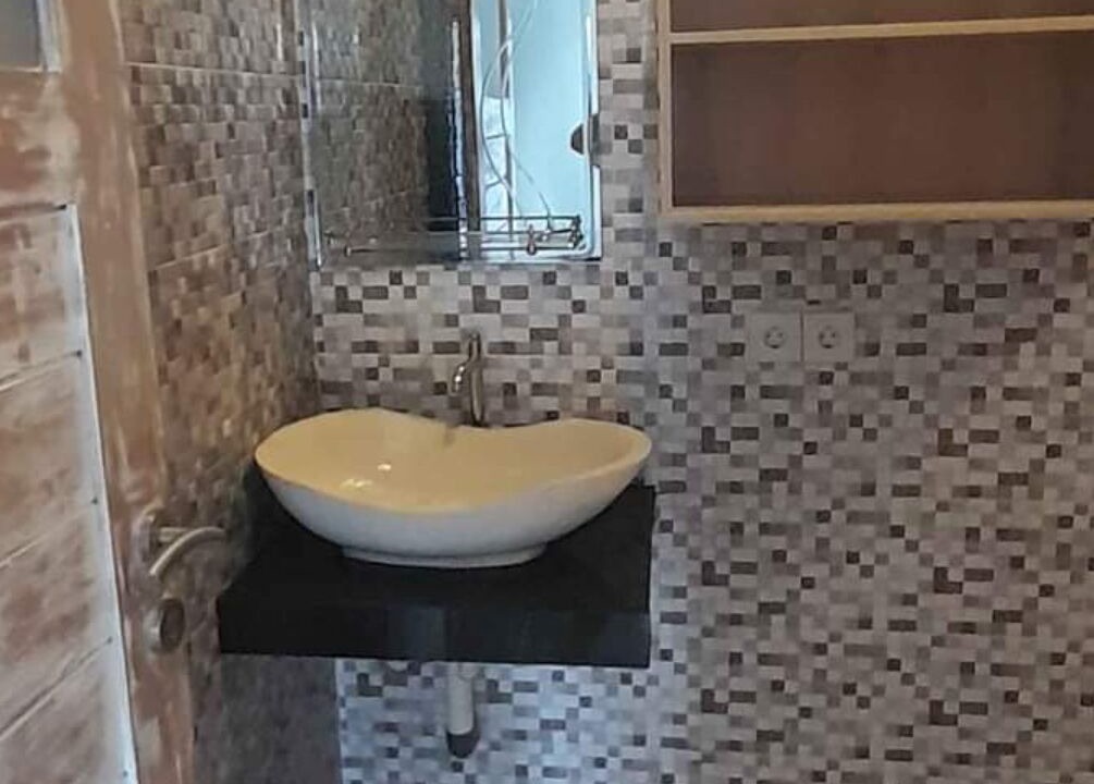 Photo of Bathroom in Padangsambian Klod