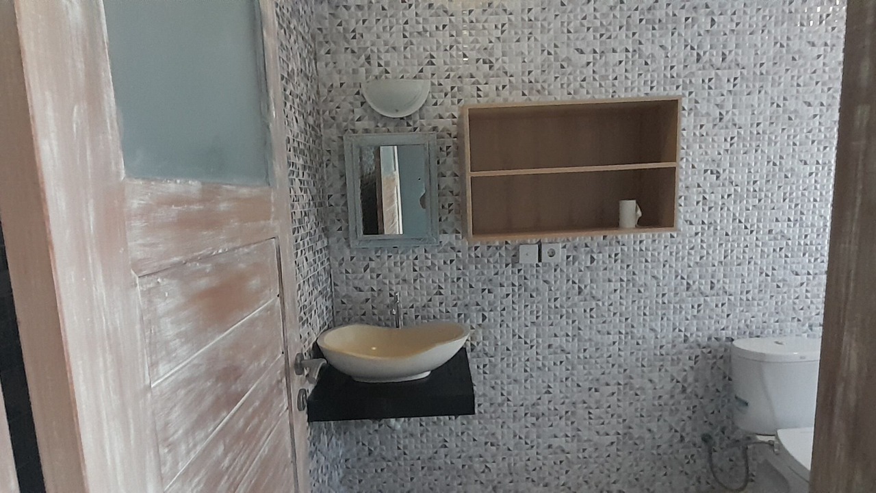 Photo of Bathroom in Padangsambian Klod