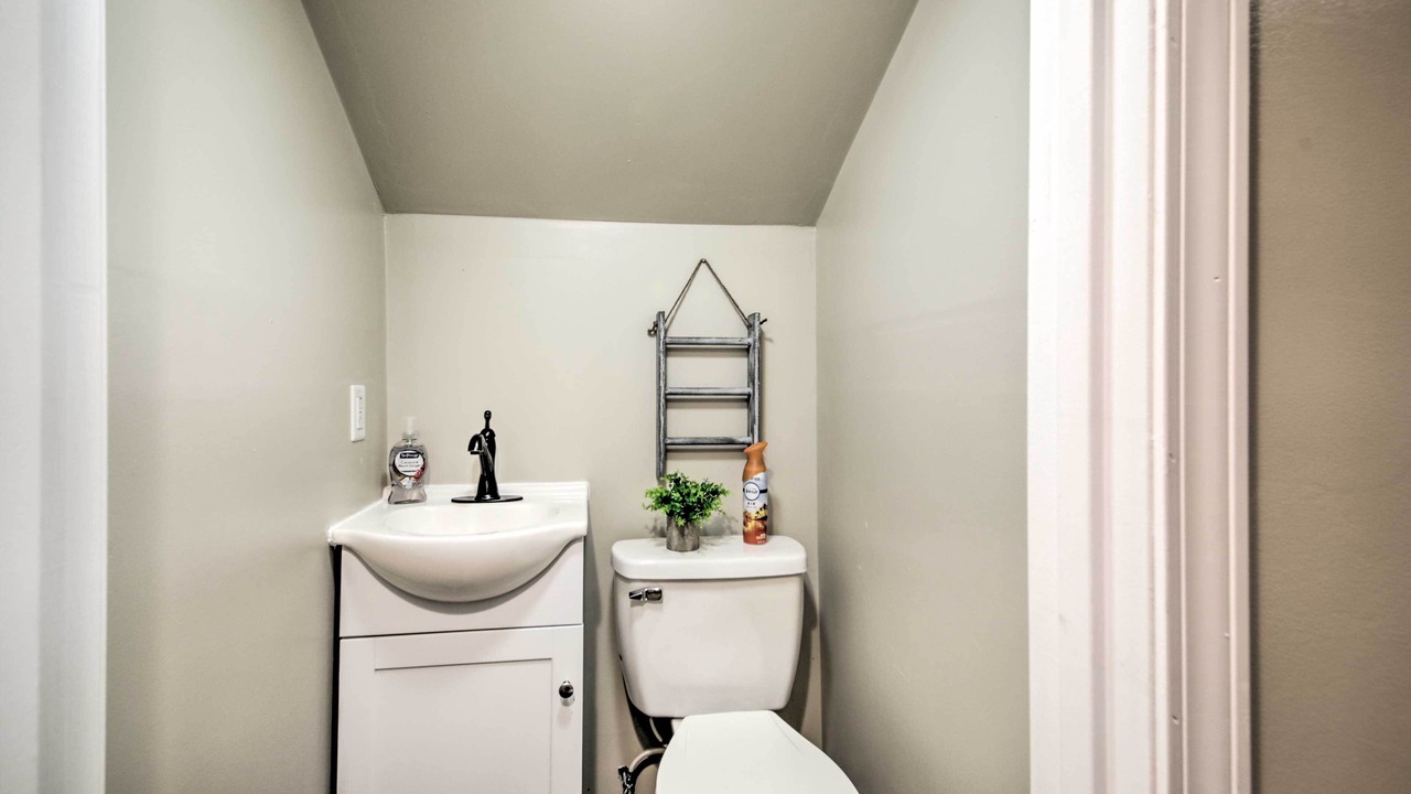 Photo of Bathroom in Ste Genevieve