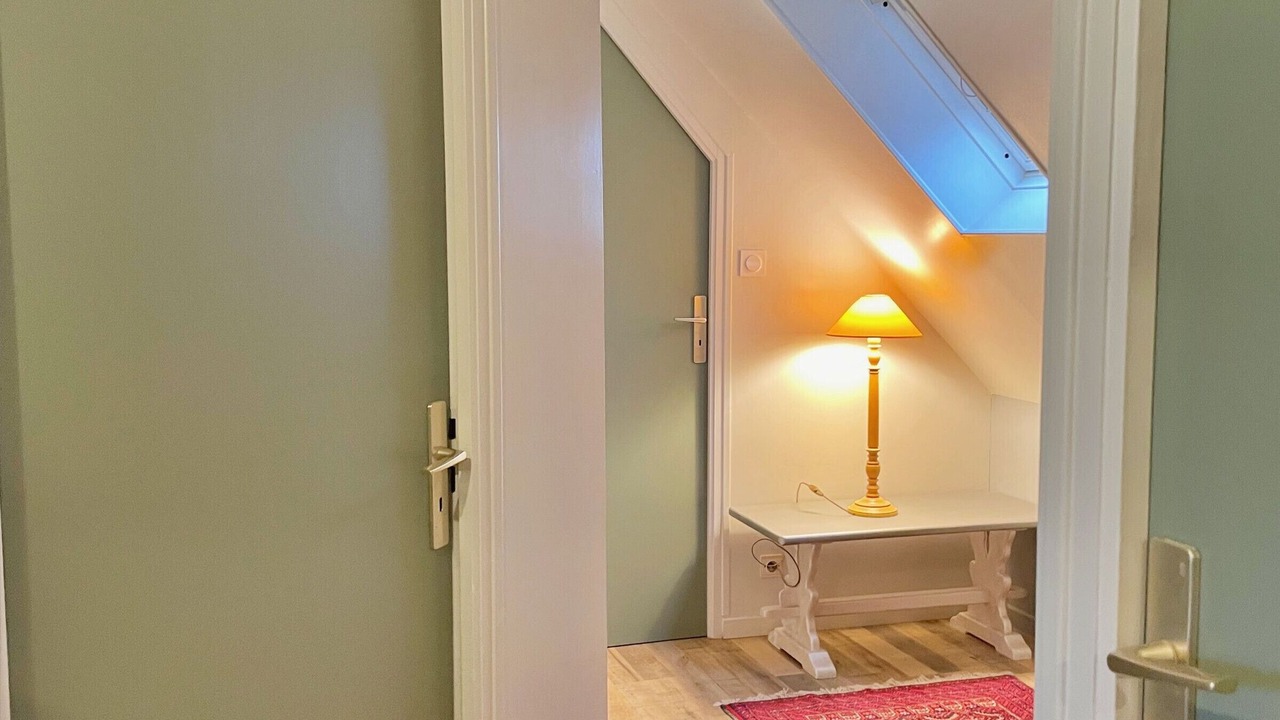 Photo of Others in Niafles