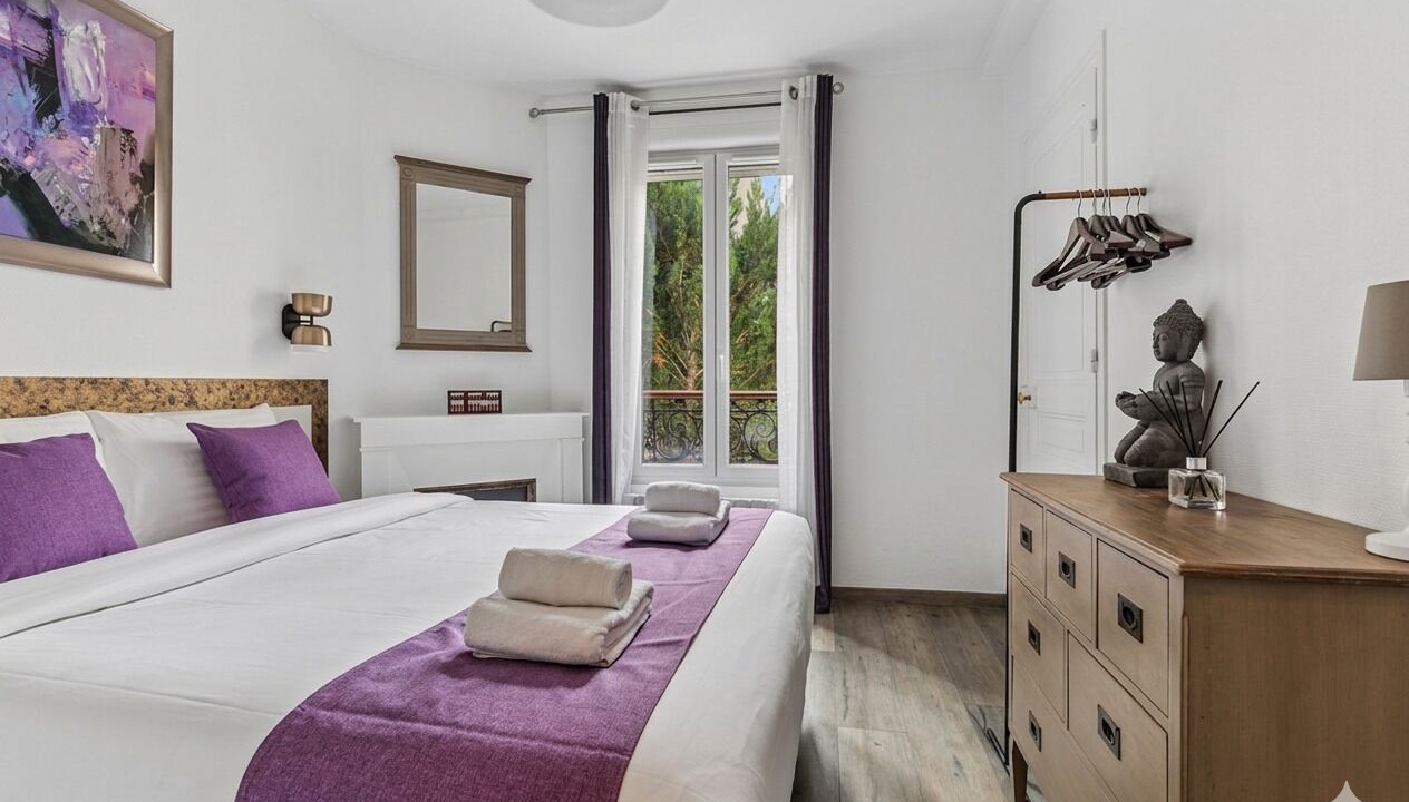 Photo of Bedroom in Bagnolet