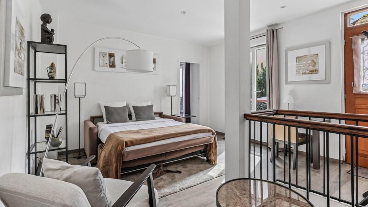 Photo of Bedroom in Bagnolet