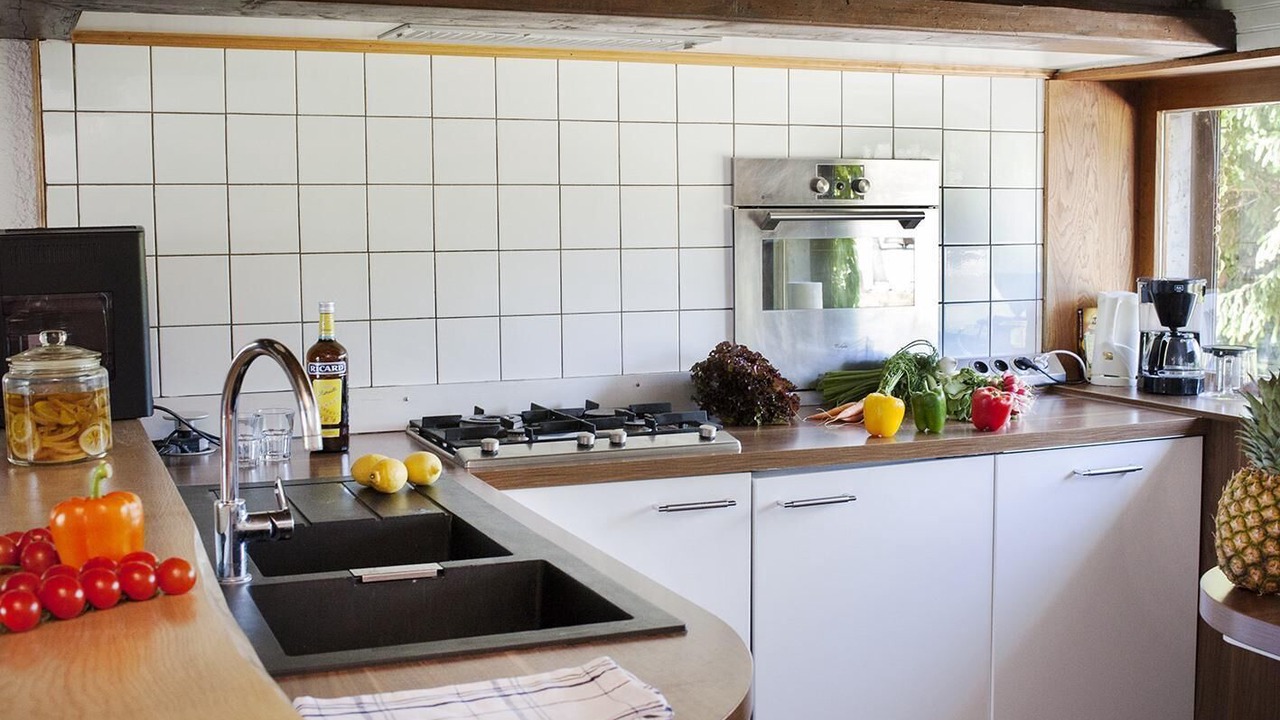 Photo of Kitchen in Saint-Hilaire-de-la-Cote
