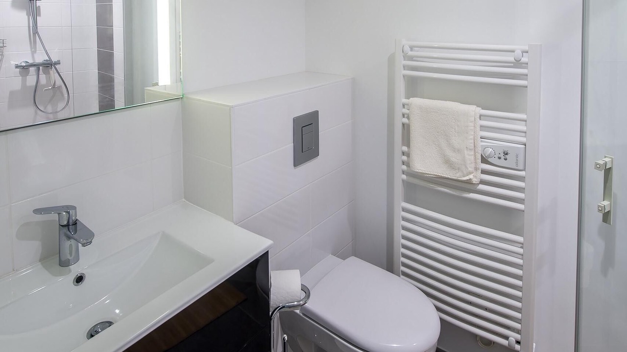 Photo of Bathroom in Rou-Marson