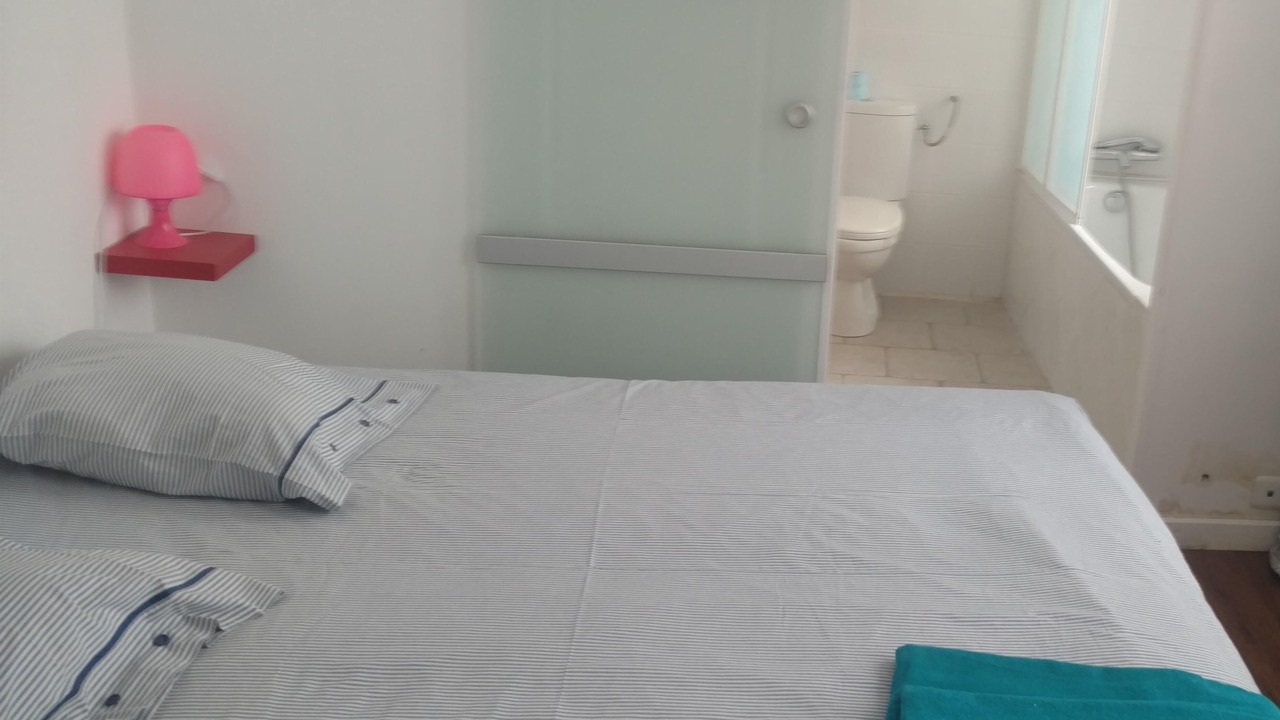 Photo of Bedroom in La Rochelle City Centre
