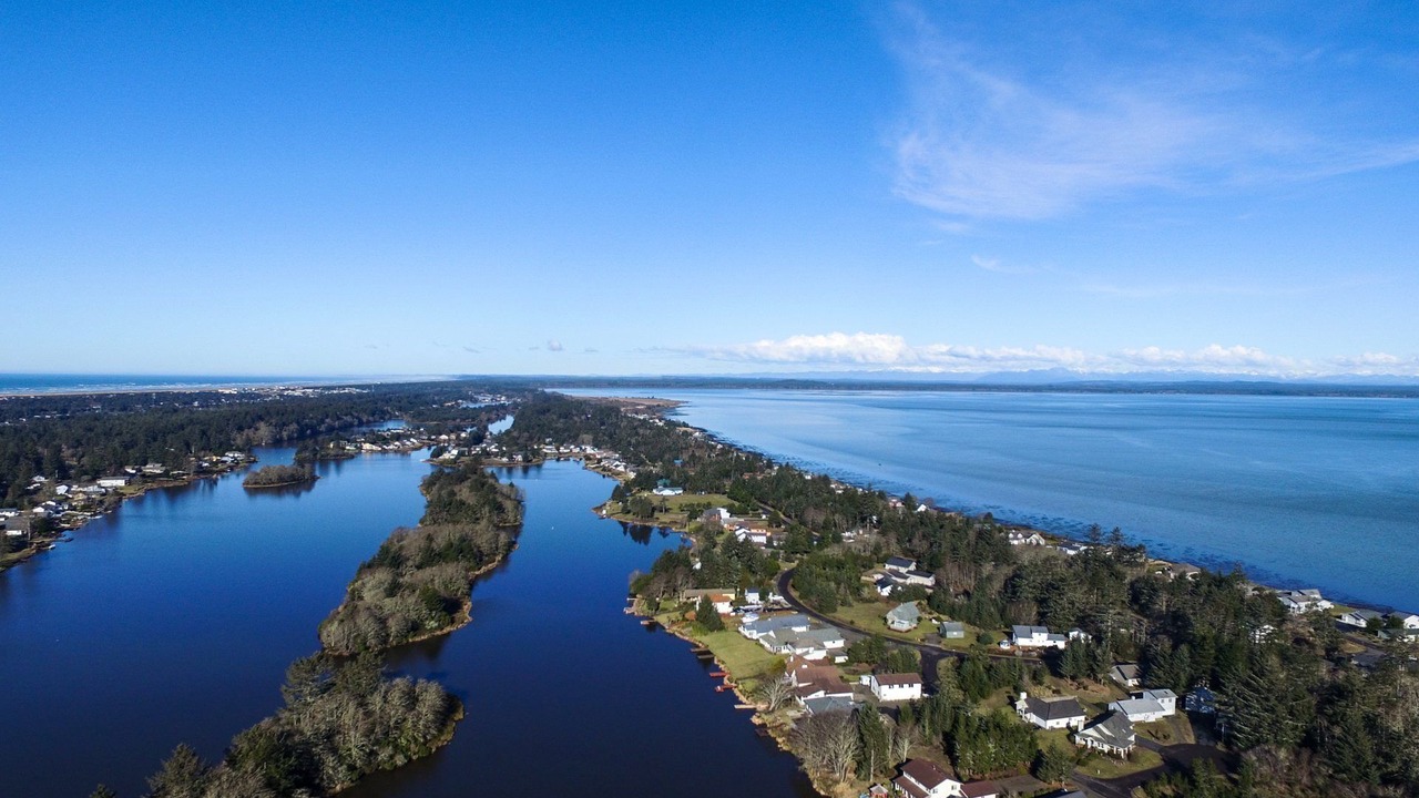 Photo of Others in Ocean Shores