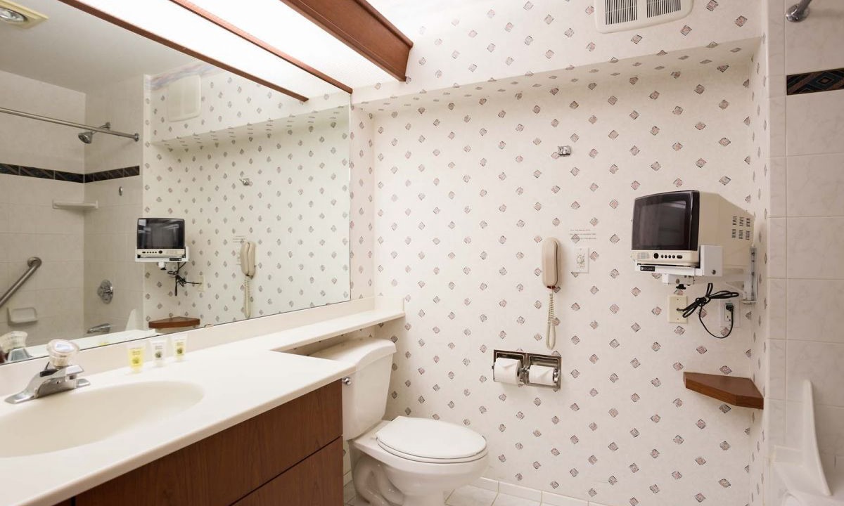 Photo of Bathroom in Ocean Shores