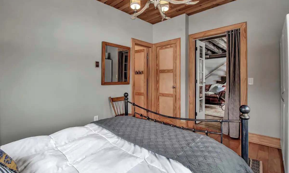 Photo of Bedroom in Great Valley