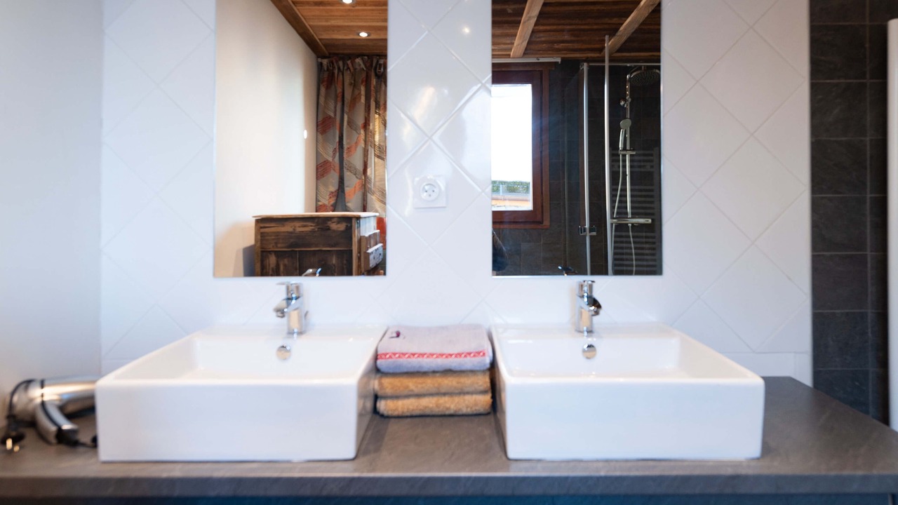 Photo of Bathroom in Saint-Marcel