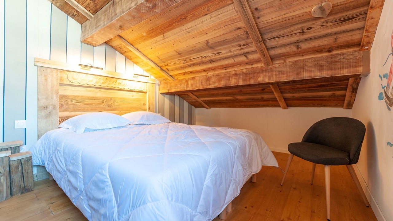 Photo of Bedroom in Saint-Marcel