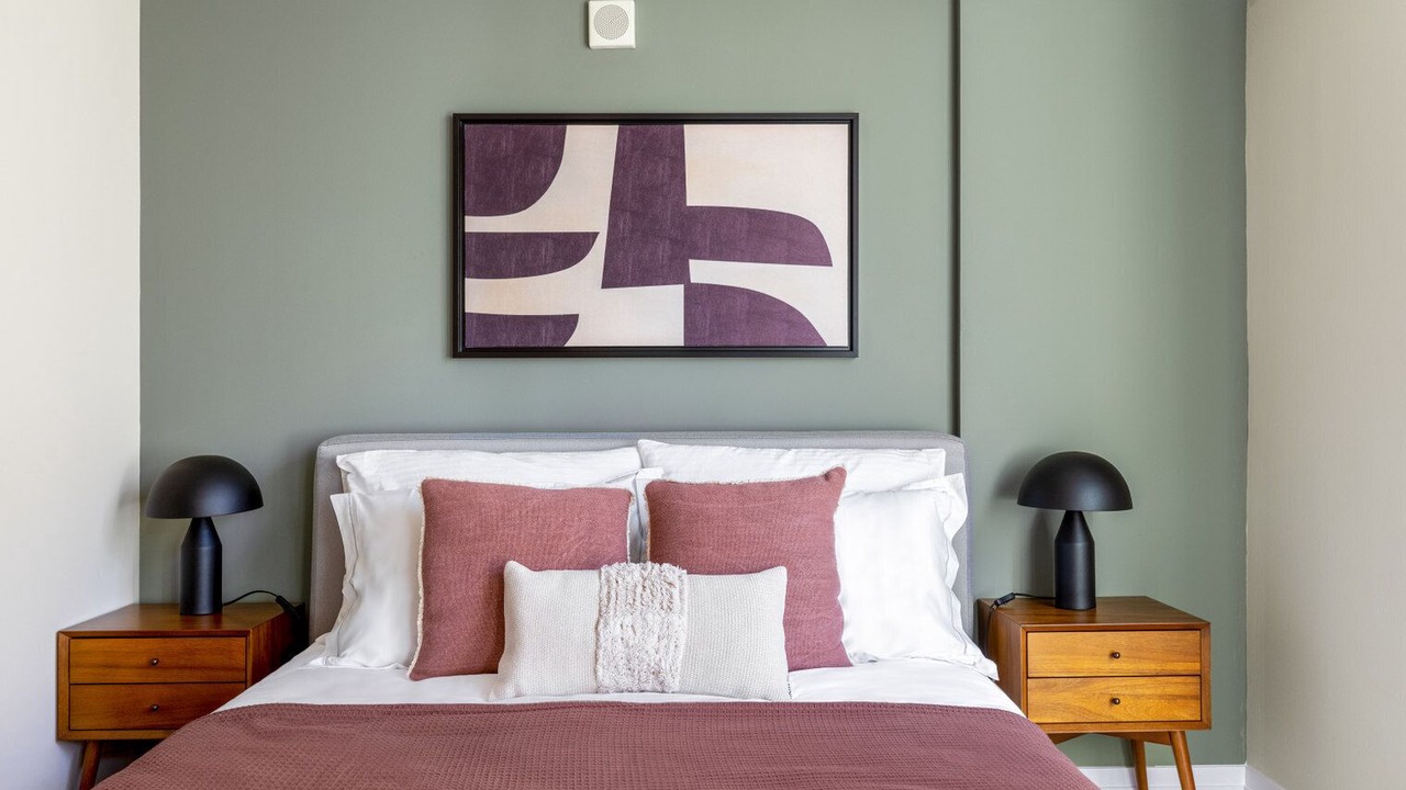 Photo of Bedroom in George Washington University
