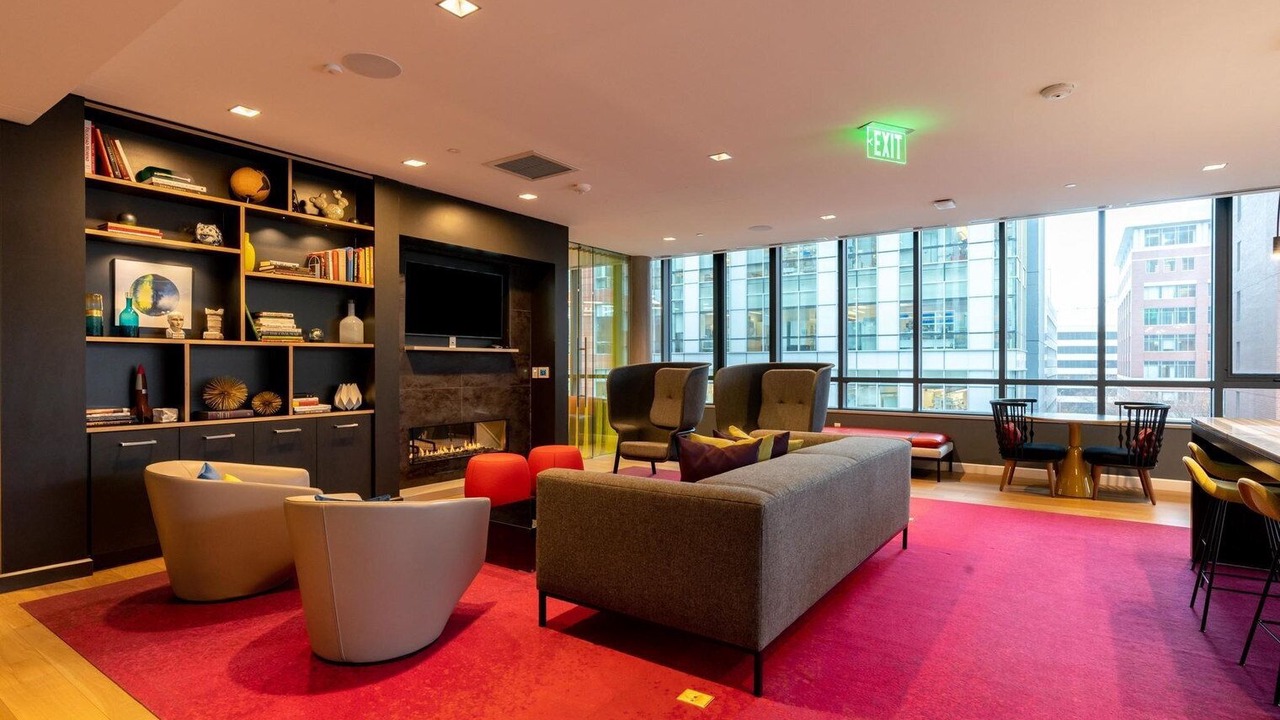 Photo of Livingroom in MIT