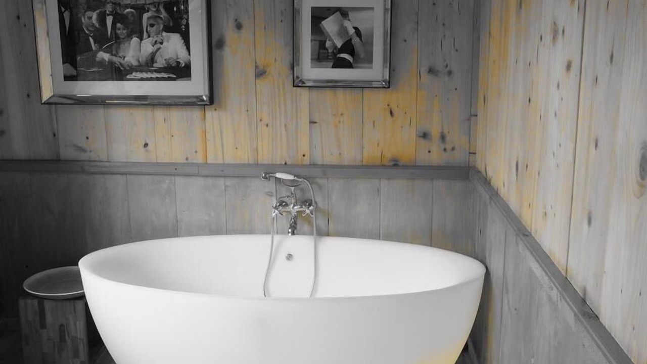 Photo of Bathroom in Colleville