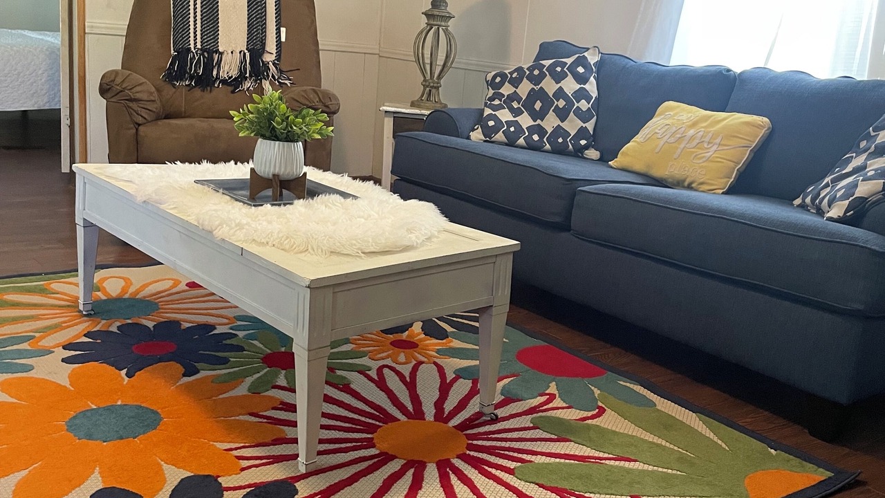 Photo of Livingroom in Springville
