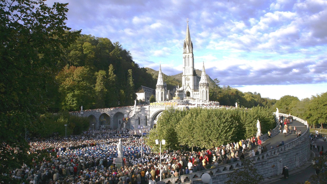 Photo of Others in Lourdes
