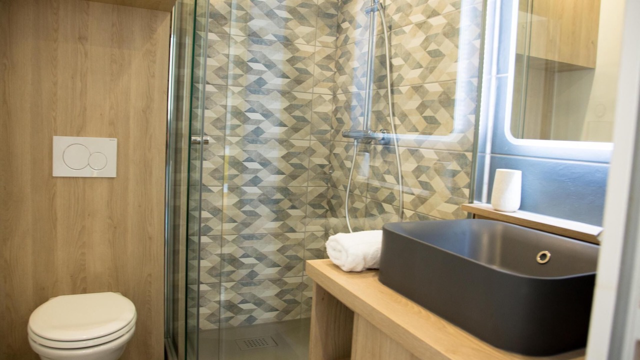 Photo of Bathroom in La Chapelle-d'Armentieres