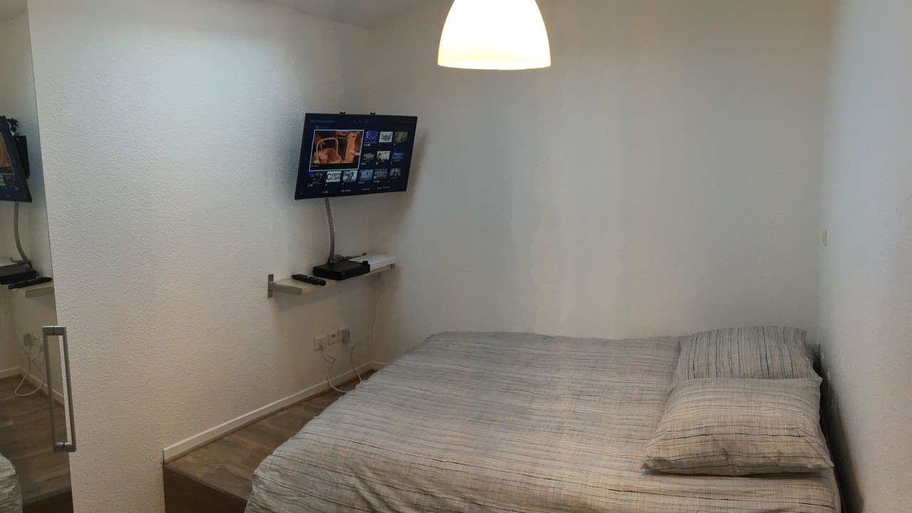 Photo of Bedroom in Leon Blum - Bon Coin