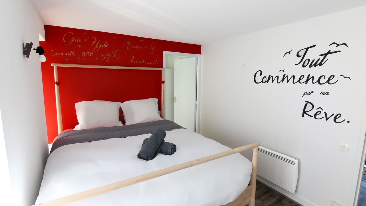 Photo of Bedroom in Downtown