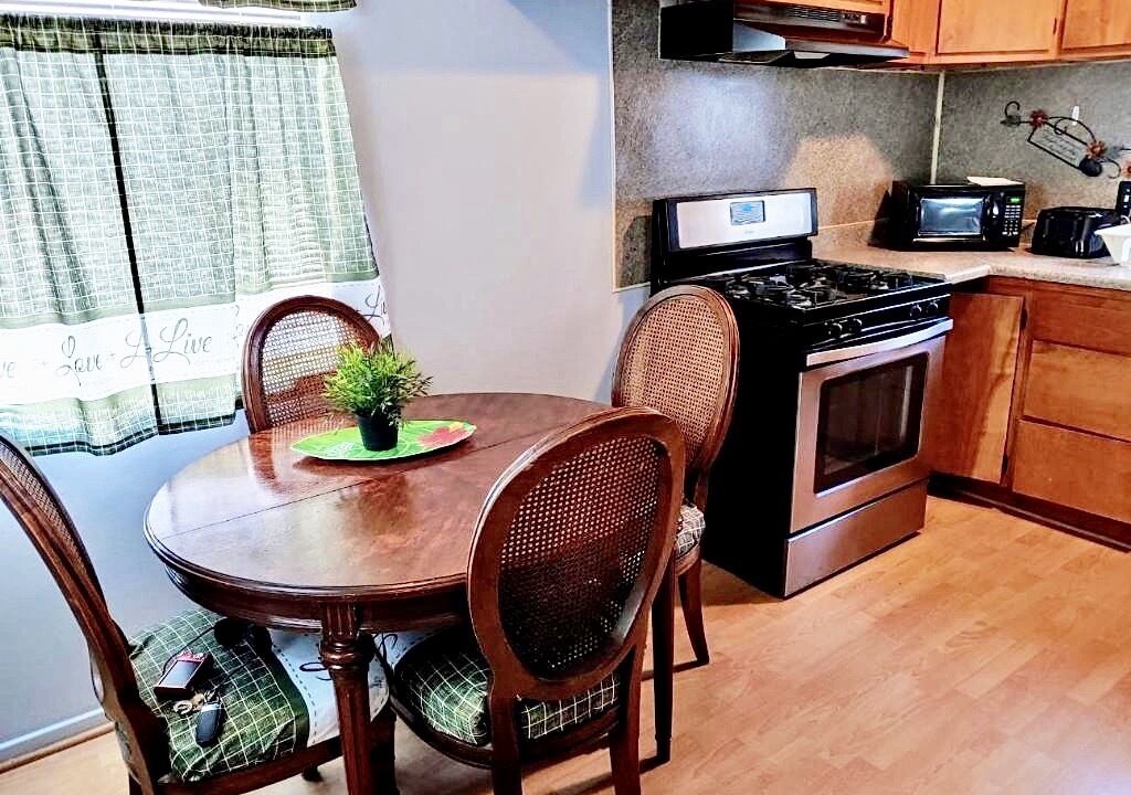 Photo of Kitchen in Pico