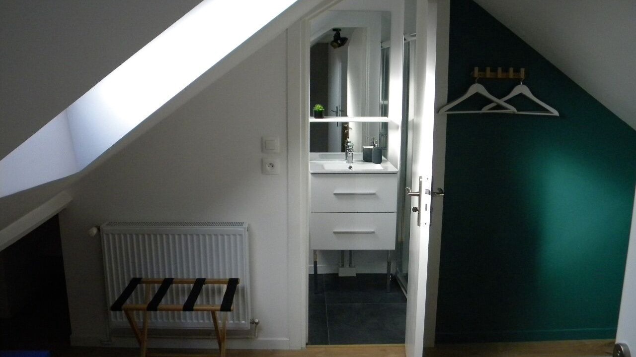 Photo of Bathroom in Fives