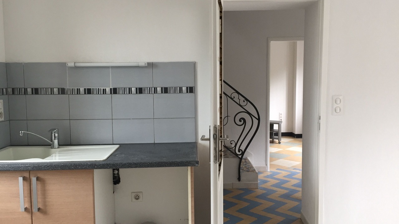 Photo of Others in Estenos