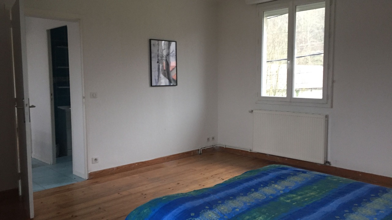 Photo of Bedroom in Estenos