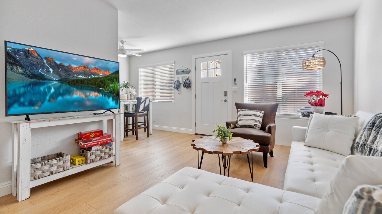 Photo of Livingroom in Crown Point