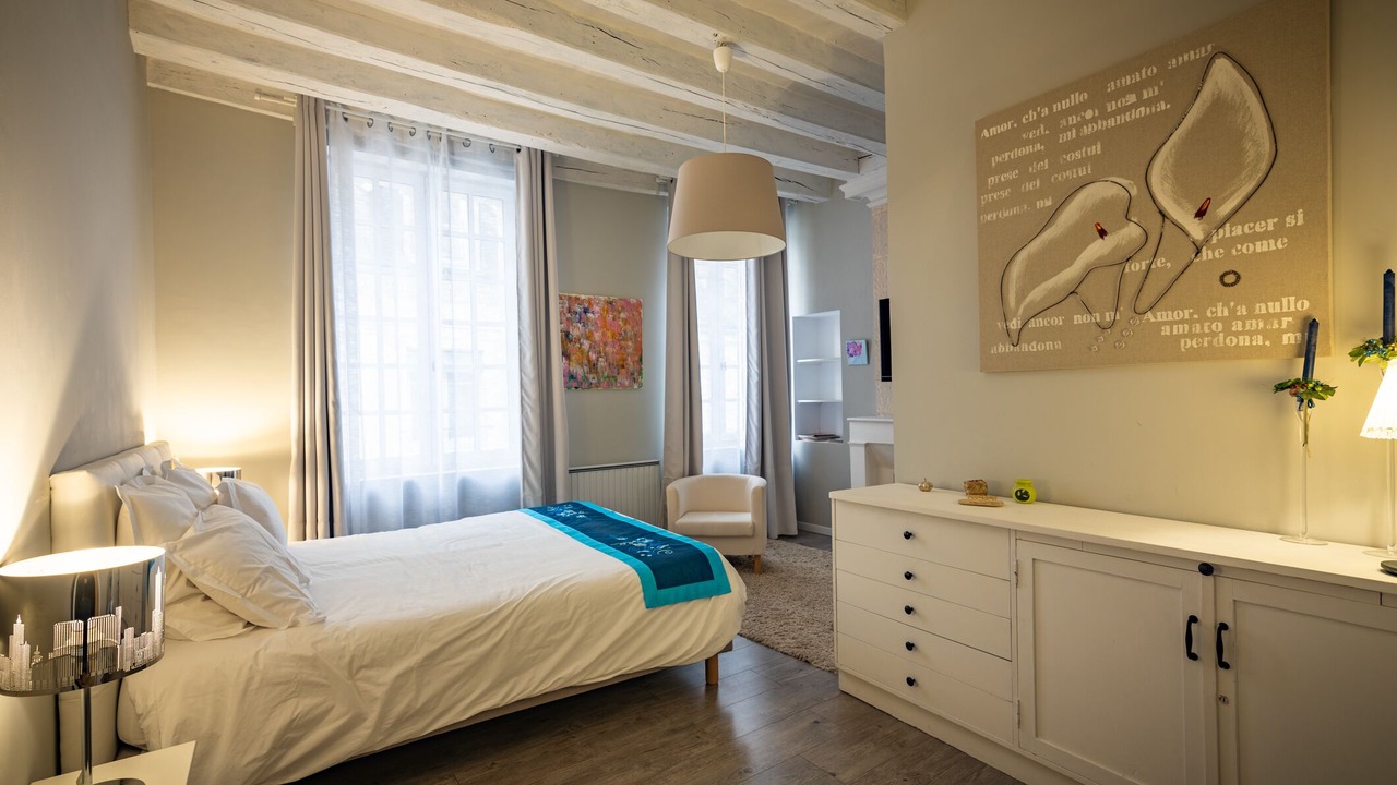 Photo of Bedroom in Loches