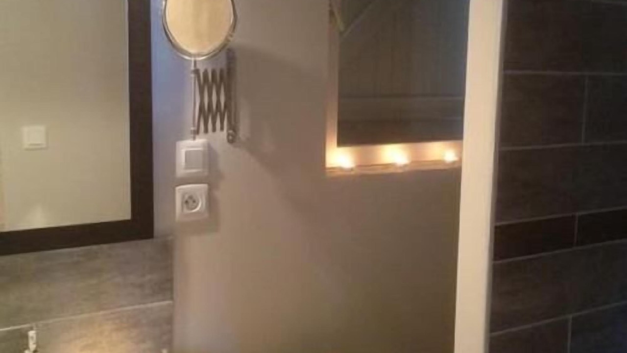 Photo of Bathroom in Tours-en-Vimeu