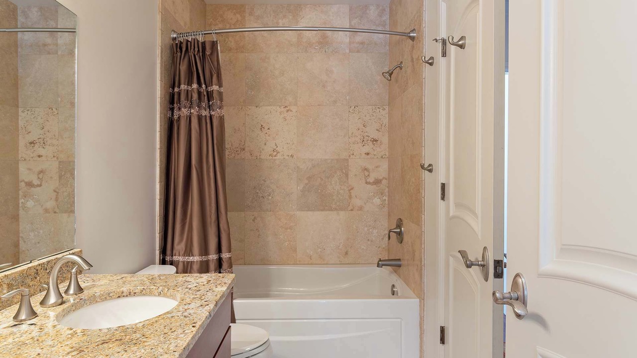 Photo of Bathroom in South Capitol