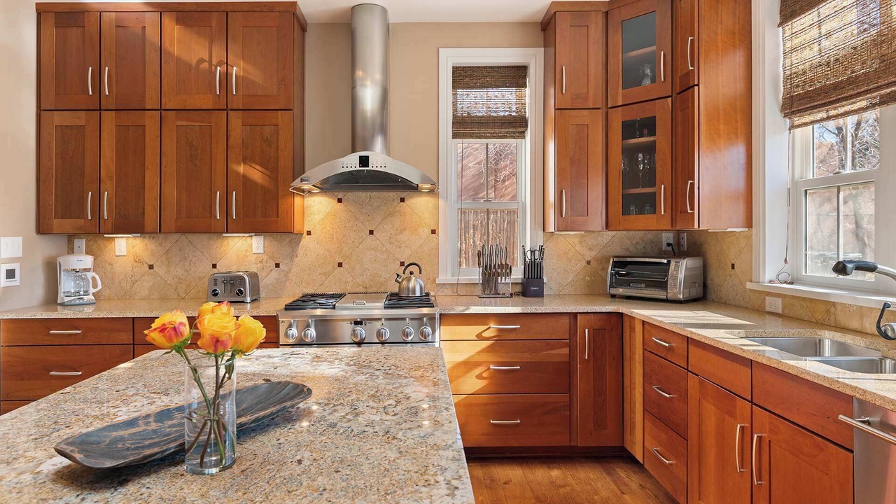 Photo of Kitchen in South Capitol