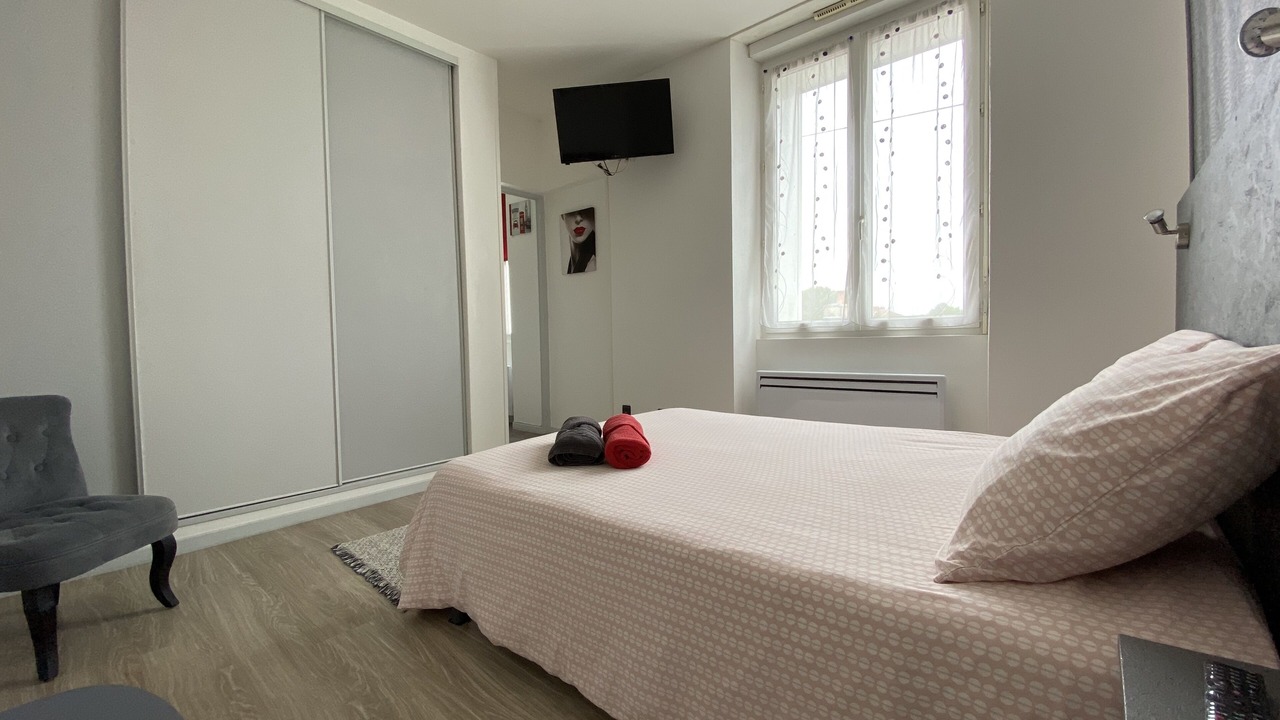 Photo of Bedroom in La Roche-sur-Yon