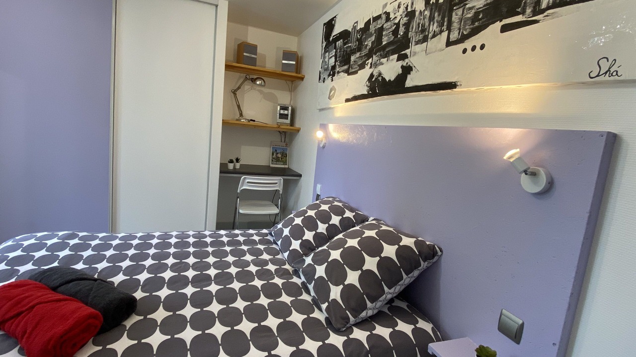 Photo of Bedroom in La Roche-sur-Yon