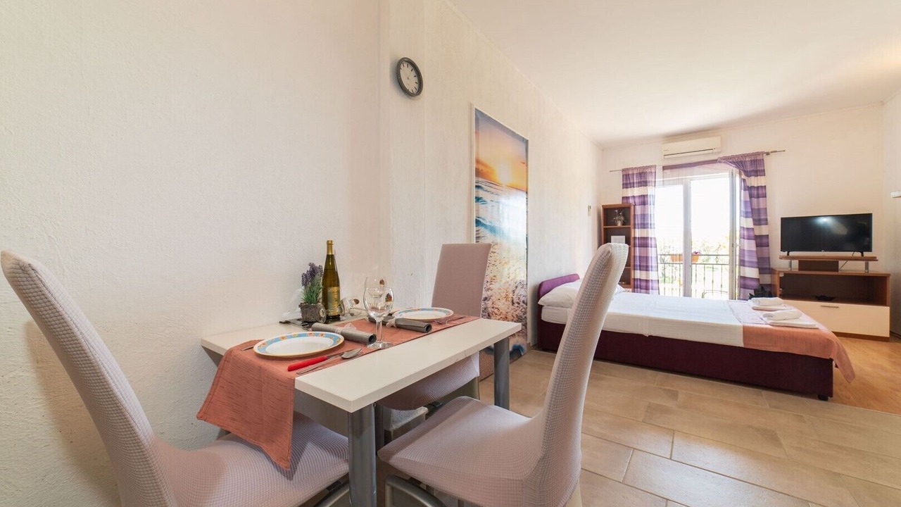 Photo of Bedroom in Rudine