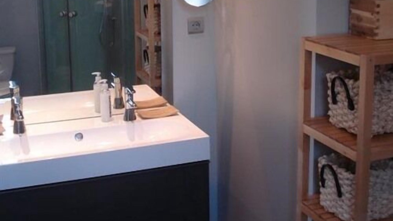 Photo of Bathroom in Villegailhenc