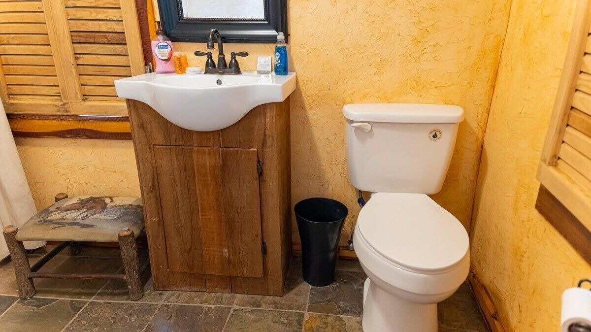Photo of Bathroom in Satin
