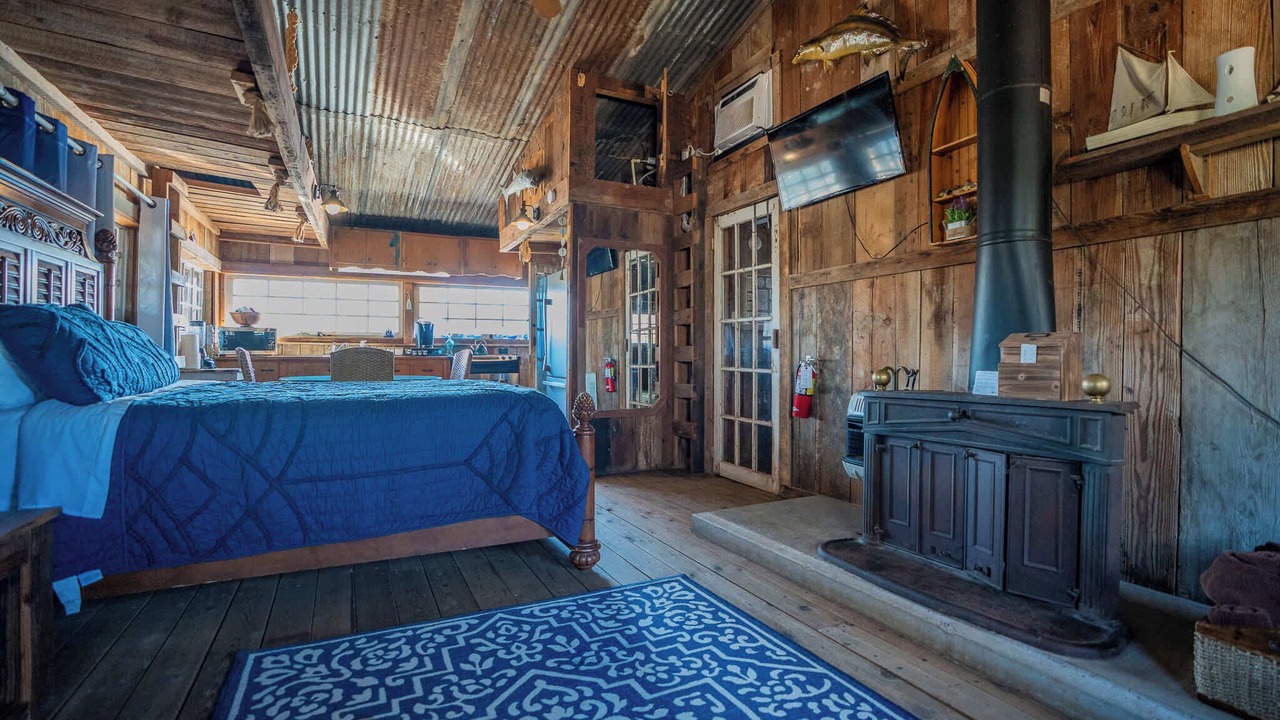 Photo of Bedroom in Satin