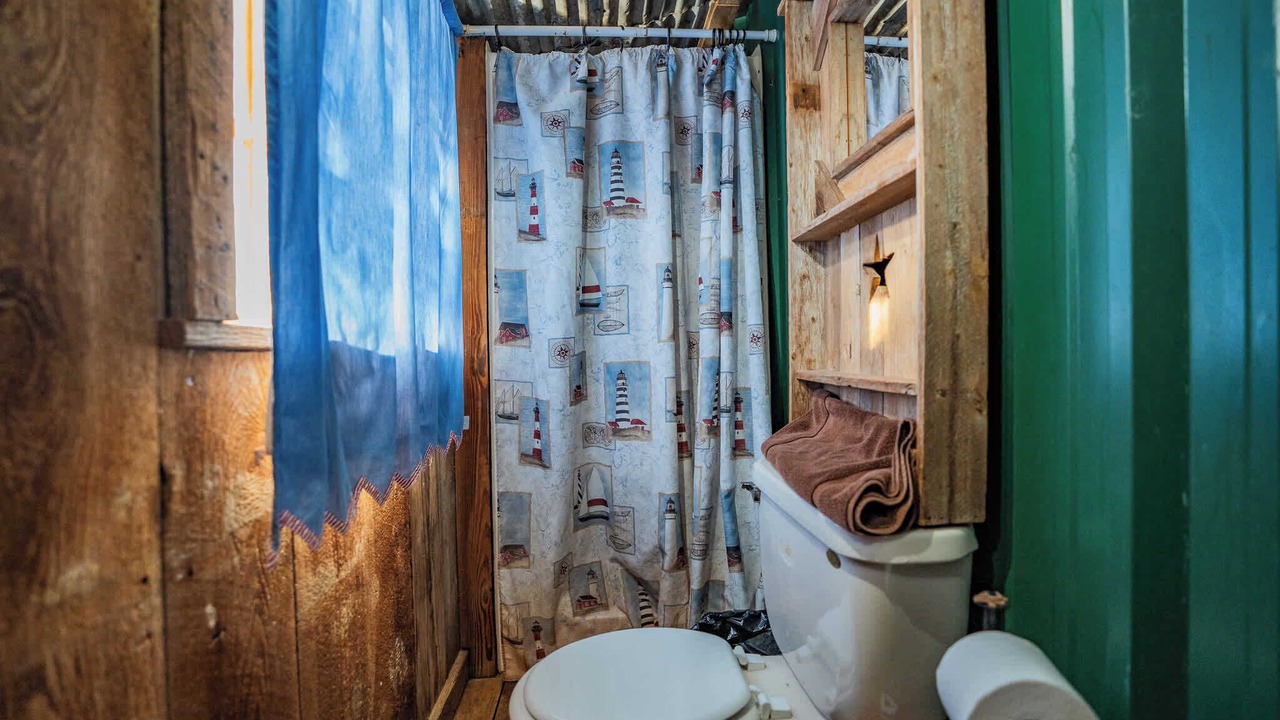 Photo of Bathroom in Satin