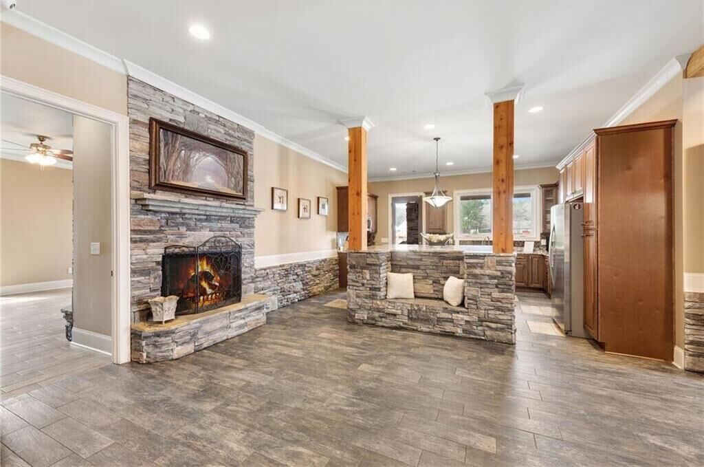 Photo of Others in Farmington