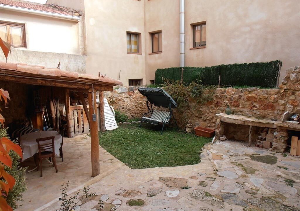 Photo of Patio Balcony in Ejulve